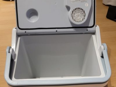 Hűtőláda 20L Sencor (12V/230V tápcsatlakozós)