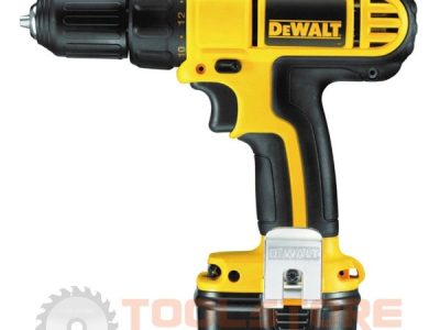 Akkumulátoros csavarbehajtó Dewalt DC 740 bérlés