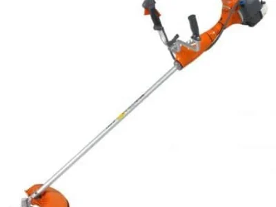 Oleo-Mac BC 400 T profi bozótvágó bérlés Budapesten