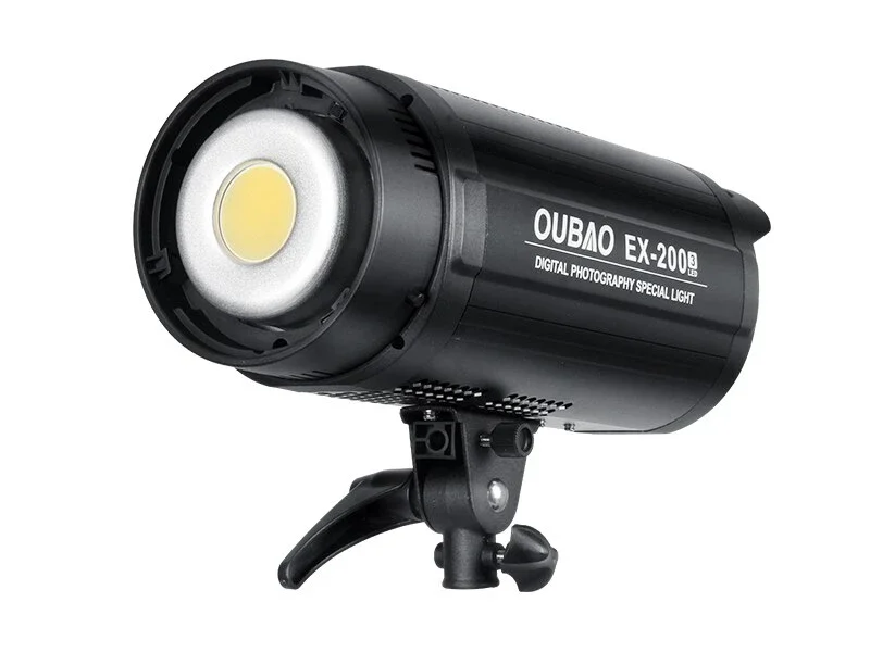 Led spot Daylight Triopo EX-200W kölcsönzés Budapesten