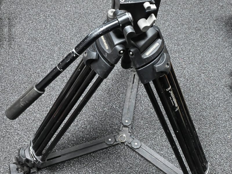 Manfrotto 525MVB állvány + 503 fej kikölcsönzés Győrben