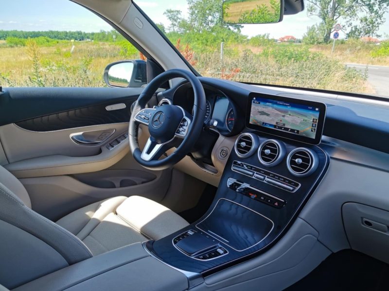 Mercedes GLC 200 4Matic személyautó bérlés