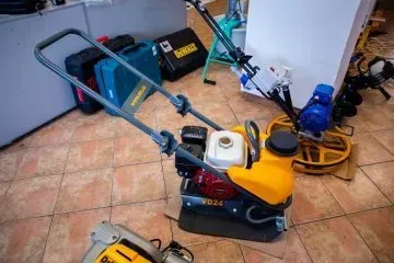 NTC VD24 lapvibrátor bérlése Debrecenben