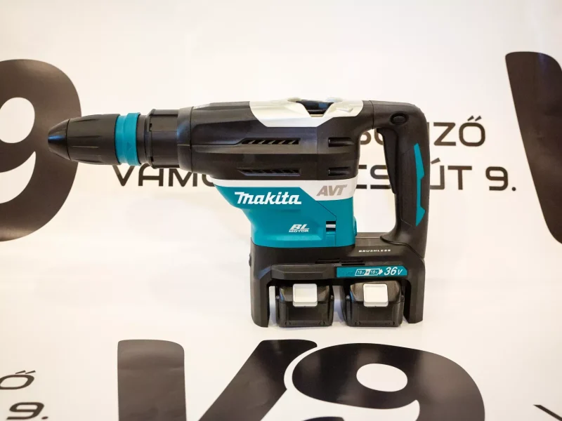 Makita DHR400PT2U akkus fúró-vésőkalapács bérlése Debrecenben