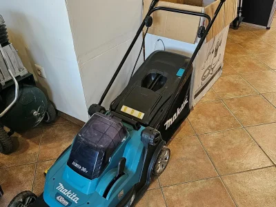 Makita DLM432PT2 akkus fűnyíró bérlése Debrecenben