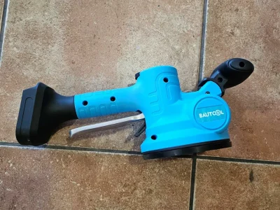 Bautool akkus vibrációs burkolókészlet kölcsönzése Debrecenben