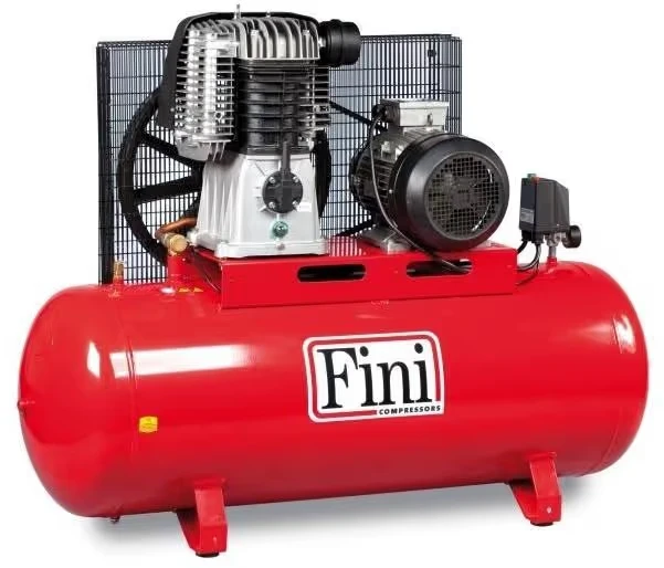 Elektromos kompresszor 200 l – 400 V bérelhető Debrecenben