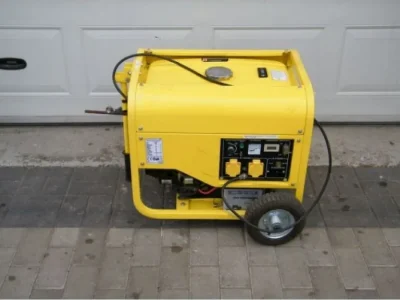 Aggregátor (230V, 2.5kW, kondenzátoros) – Győr bérlés