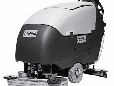 Nilfisk Duplex tárcsás felmosógép (akkus, 660mm) – Győr bérlés