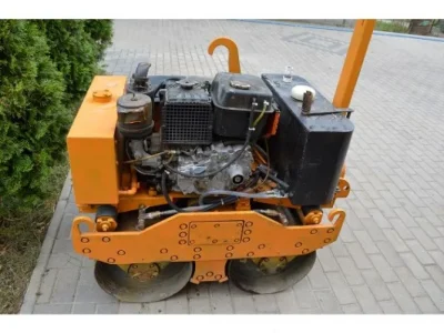 Vibrohenger (diesel, 700kg) – Győr bérlés