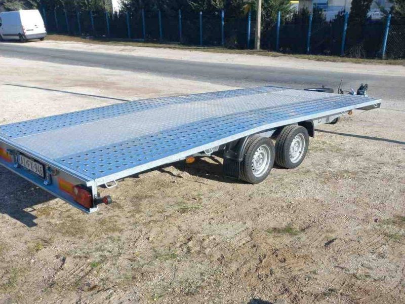 Autószállító trailer 4.5m egyenes 2.7t bérlés kölcsönzés Budapest