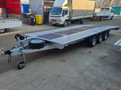 Autószállító trailer 8.5m ferde 3.5t bérlés kölcsönzés Budapest