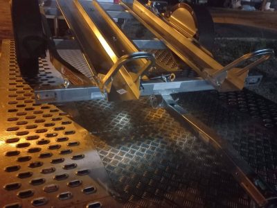 NEPTUN R2 motorszállító 2db bérlés kölcsönzés Budapest