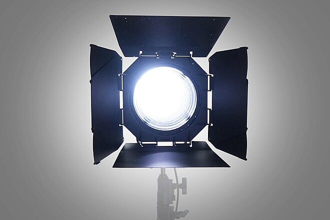 Nanlite FL-20G Fresnel lencse bérlés