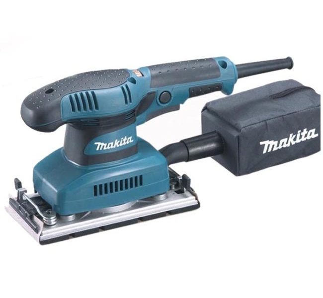 Makita BO3711 Rezgőcsiszoló bérlés Kecskeméten