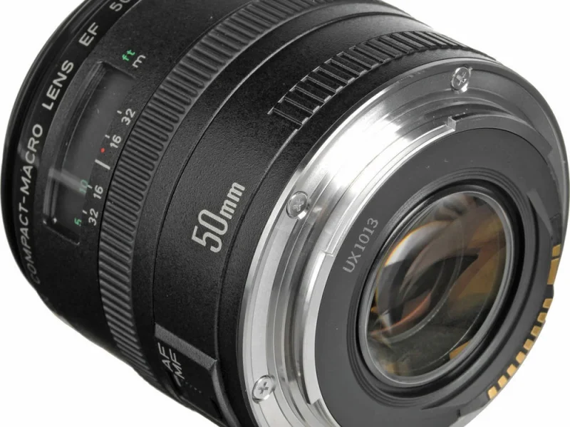 Canon EF 50mm / 2.5 Compact-Macro bérlés Budapesten