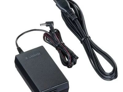 Canon CA-570 hálózati adapter (8.4V) – bérelhető Budapesten