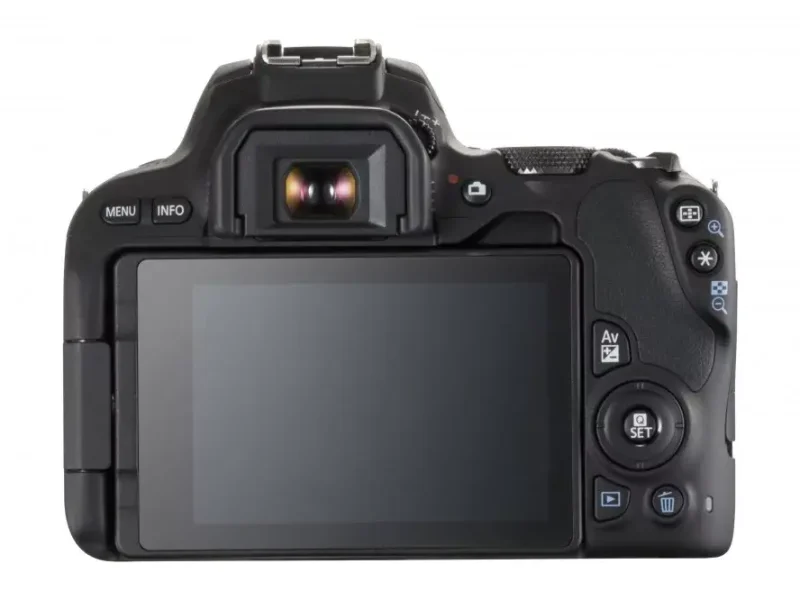Canon EOS 200D (black/silver) – bérelhető Budapesten