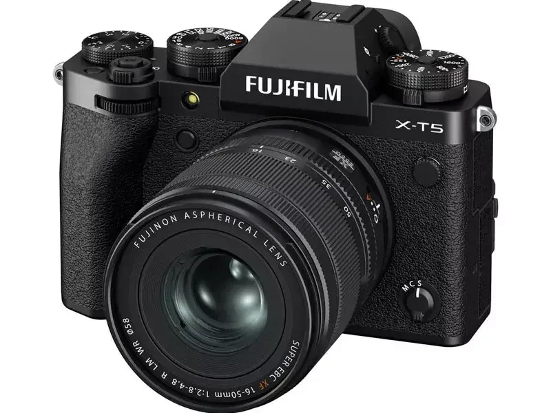FUJIFILM X-T5 + XF 16-50mm/2.8-4.8 R LM WR KIT kölcsönzés Budapesten