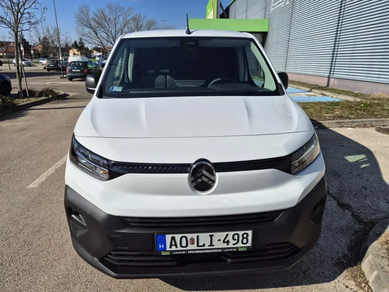 Citroen Berlingo AOLI-498 kölcsönözhető Budapesten
