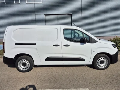 Citroen Berlingo AOLI-498 kölcsönözhető Budapesten