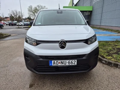 Citroen Berlingo AONU-662 bérelhető Budapesten