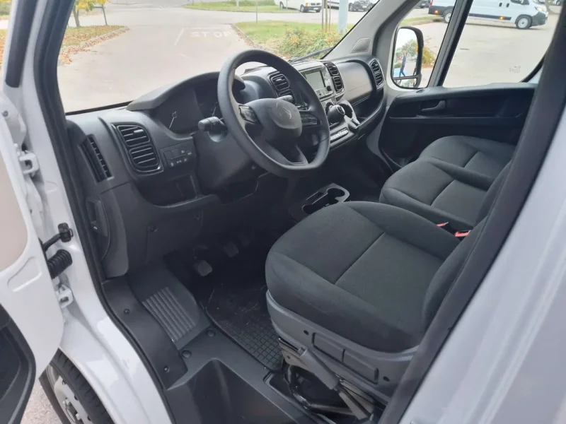 Citroen Jumper AIHP-919 kölcsönözhető Budapesten