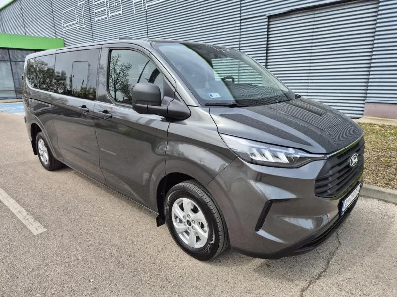 Ford Custom 2026 AOPN-871 kölcsönözhető Budapesten