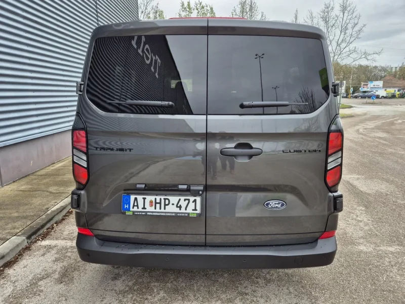 Ford Custom AIHP-471 bérlés Budapesten