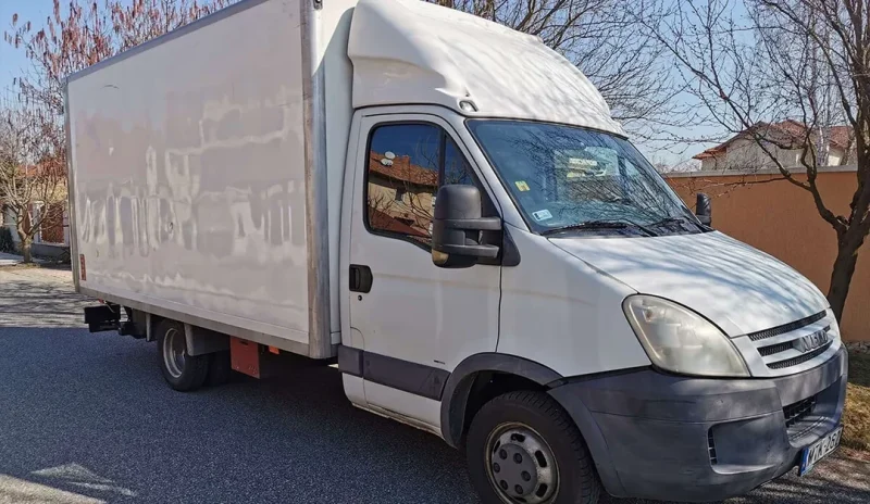 Iveco Daily 35C15 MTK-262 bérelhető Budapesten