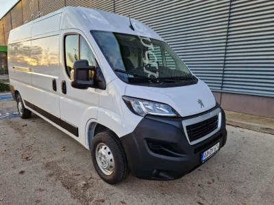 Peugeot Boxer AADY-674 bérlés Budapesten