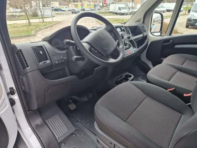 Peugeot Boxer AEMI-178 bérbe vehető Budapesten