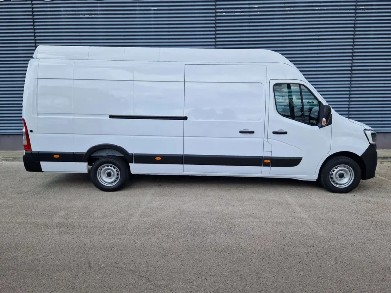 Renault Master Furgon AAAV262 bérbe vehető Budapesten