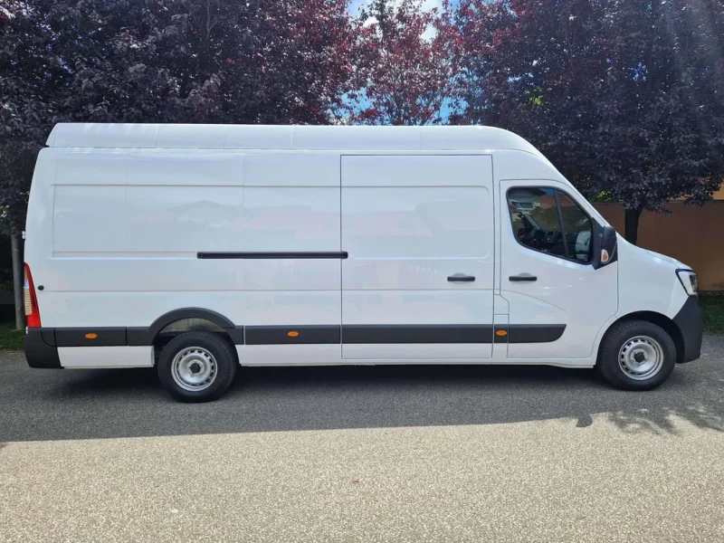 Renault Master THN-136 kölcsönözhető Budapesten