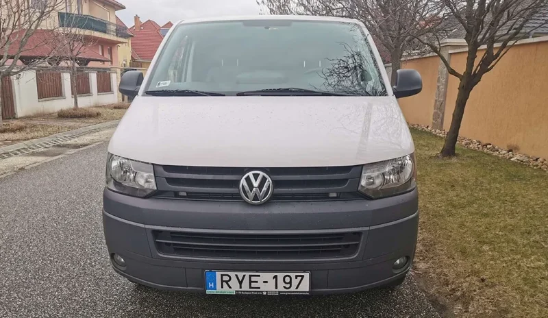 VW Transporter T5 RYE-197 bérlés Budapesten