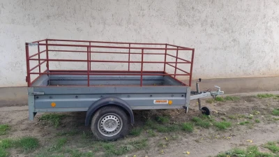Utánfutó bérlése Fegyverneken