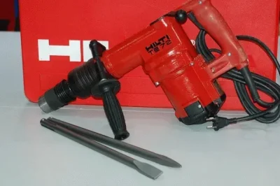 Hilti TE 72 Fúrókalapács bérlése Fegyverneken