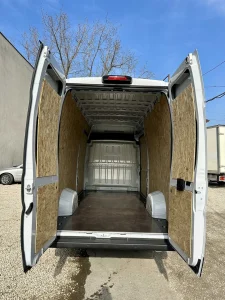 Citroën Jumper 17 m³ vonóhorgos furgon bérlés
