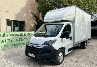 Emelőhátfalas Citroën Jumper bérlés rakodópolccal