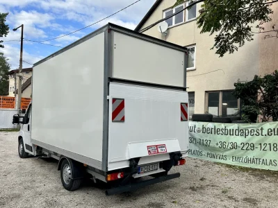 Emelőhátfalas Citroën Jumper bérlés rakodópolccal