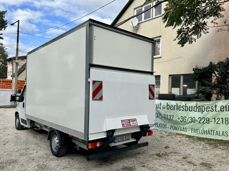 Emelőhátfalas Citroën Jumper bérlés rakodópolccal