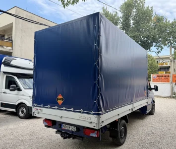 Ponyvás MAN TGE bérlés vonóhoroggal és tachográffal