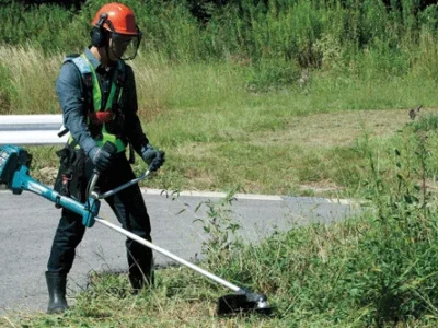 MAKITA EM4351UH 4 ÜTEMŰ, BENZINES FŰKASZA – bérlés Alsónémediben